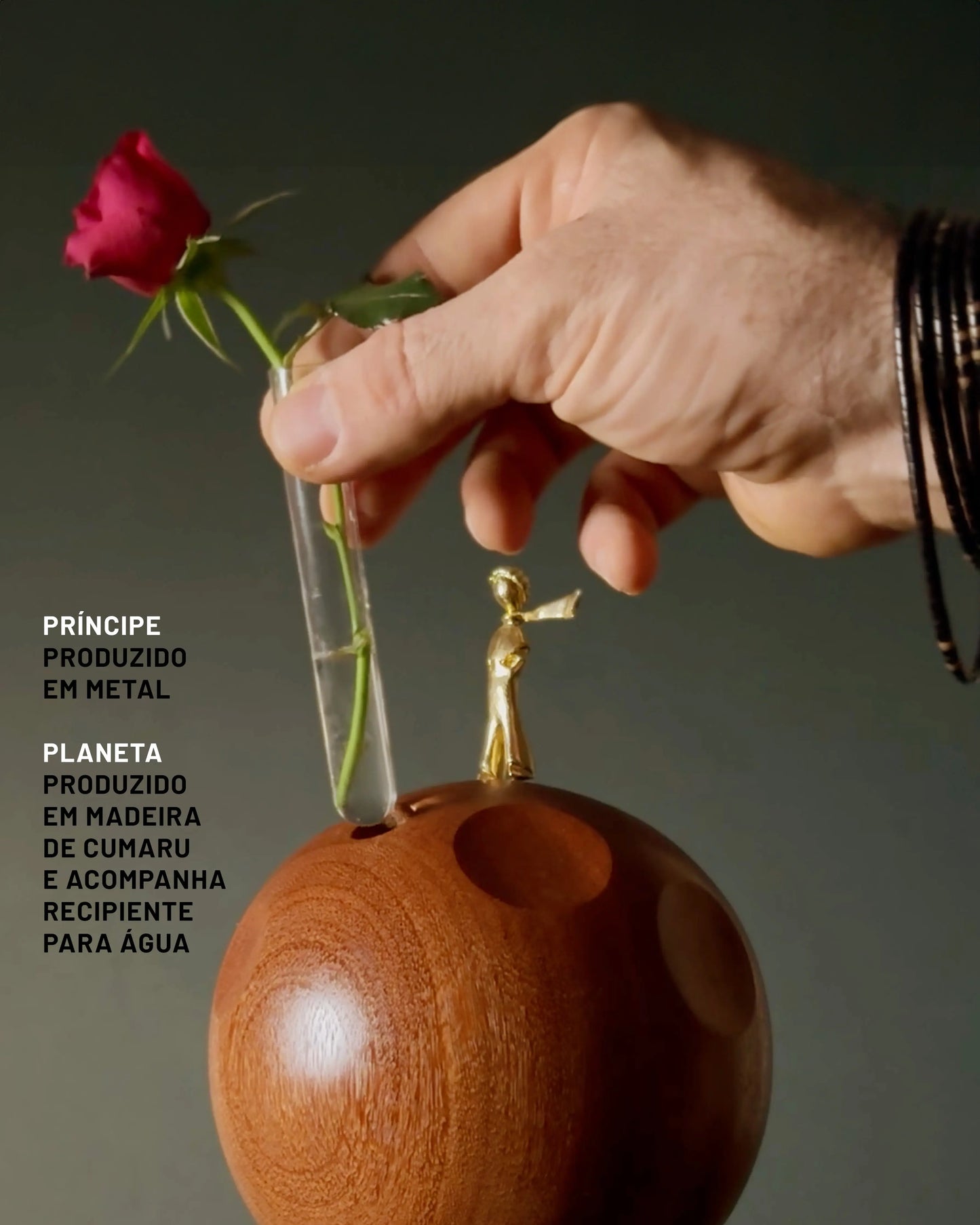 B612 com Pequeno Príncipe em Metal