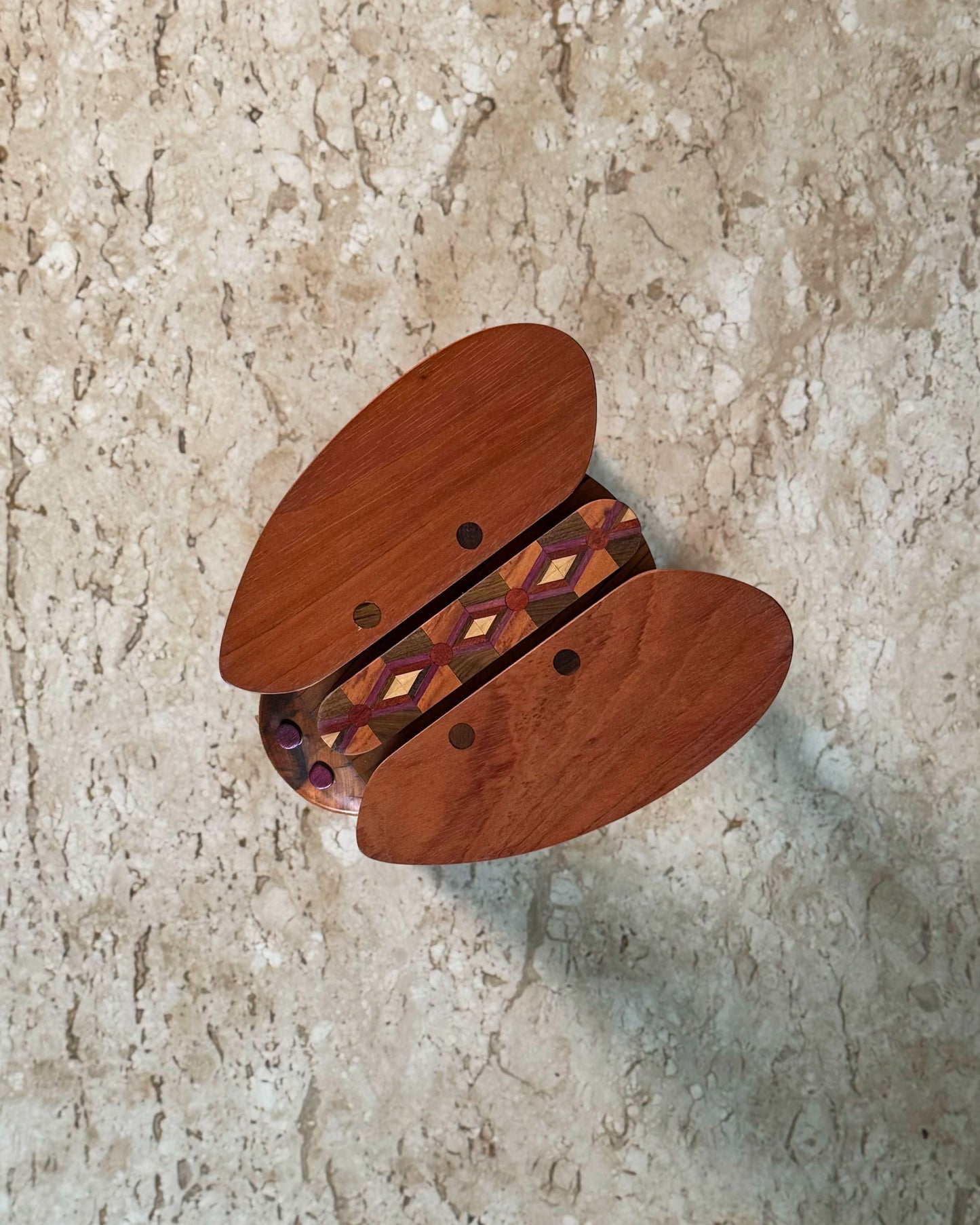 Banquinho Mariposa