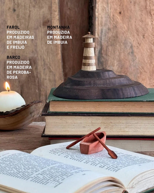 O Farol e o Barco