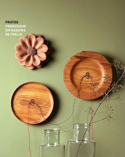 Pratos Corações Bordados