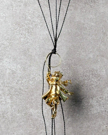 Príncipe em ouro com Pássaros