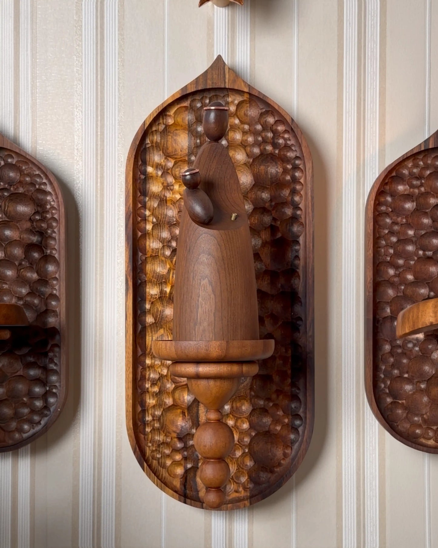 Conjunto Oratório de Parede Refúgio com Escultura